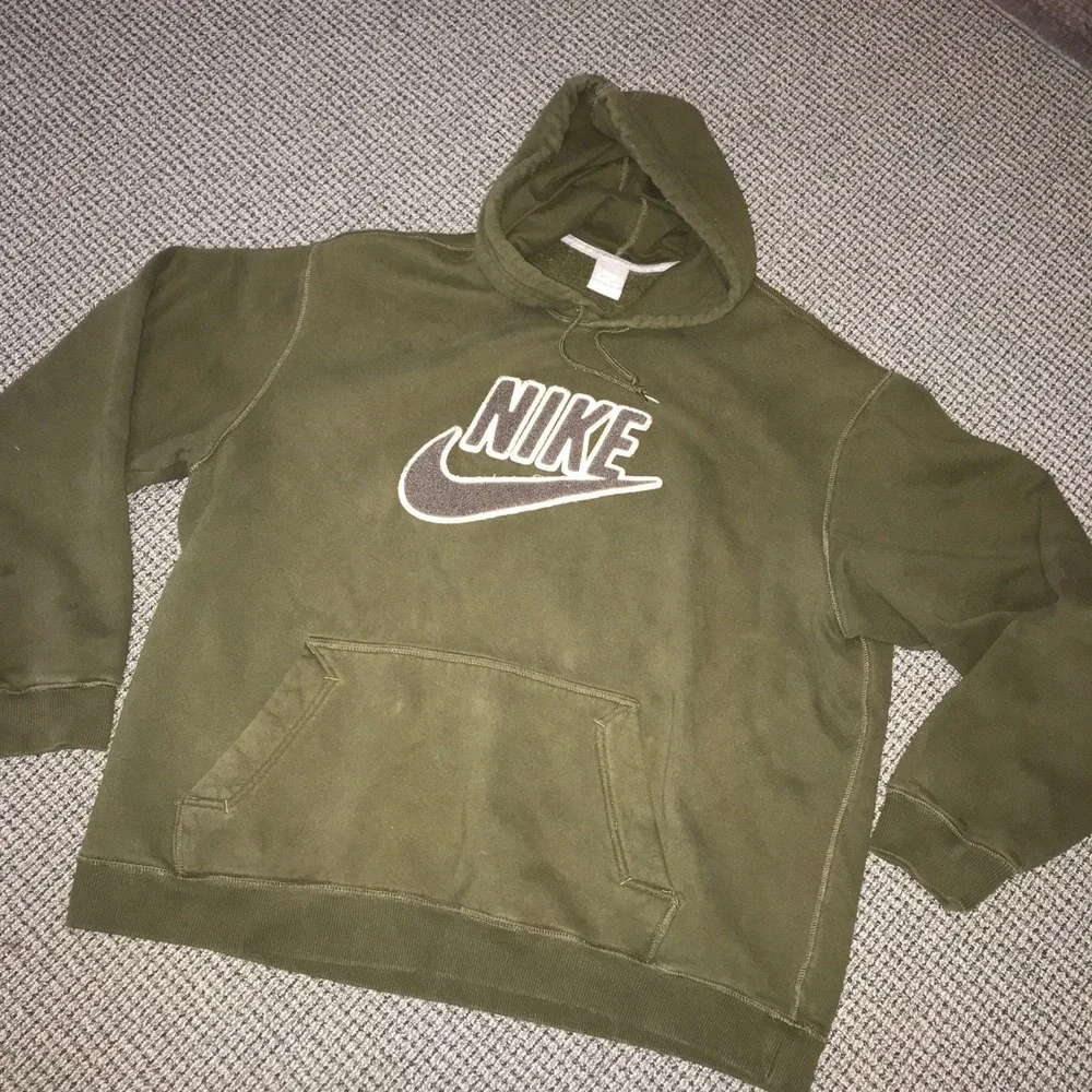 Nike 2XL Olive Green Logo Pullover Hoodie Fall 2008 EUC‎